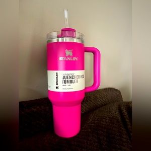 Hot pink camelia Stanley 40oz